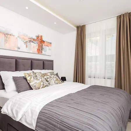 2 Bedroom Gorgeous In וולוסקו